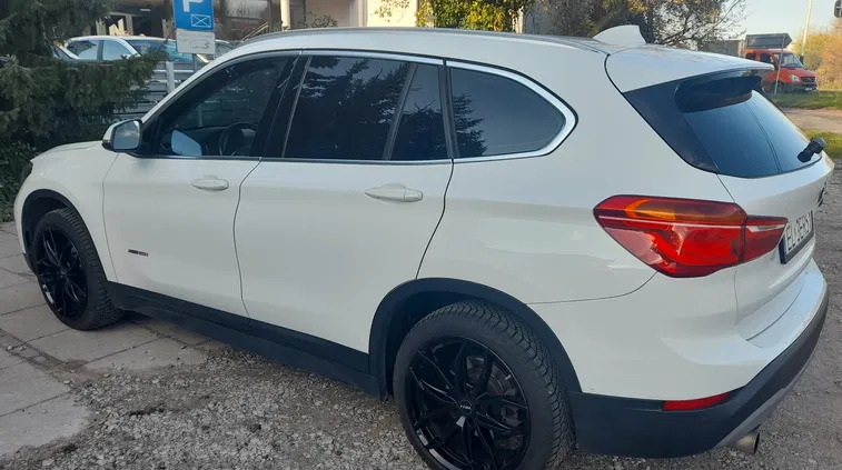 bmw x1 łódzkie BMW X1 cena 83500 przebieg: 95000, rok produkcji 2016 z Łódź